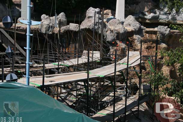 06.30.06 - And the scaffolding for the rockwork.