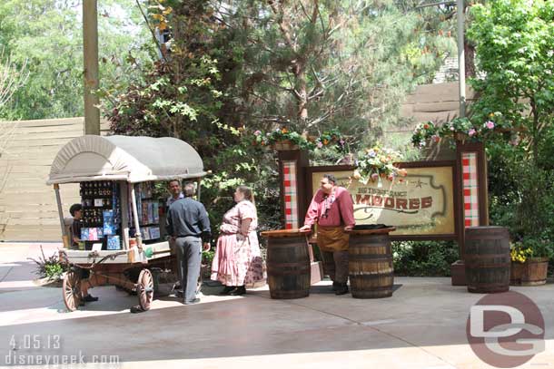 The pin cart was also quiet, just cast members roaming around.
