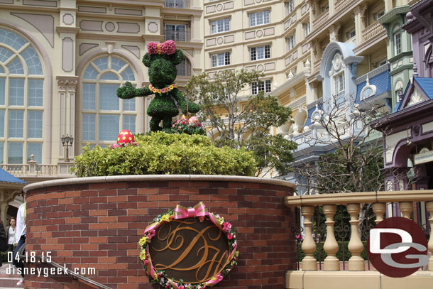 Minnie Mouse Topiary