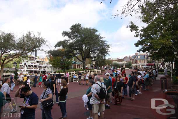 The line for the Diamond Horseshoe stretch around the corner before it was done (these were all the D23 folks waiting for the start of Day 2).