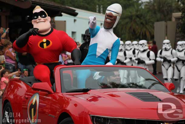 Mr. Incredible and Frozone -  Stars of the Studios Motorcade