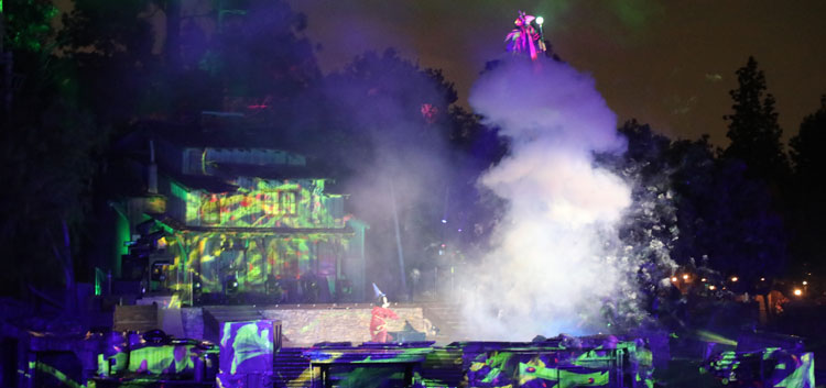 5/24 - Fantasmic! Returns, Memorial Day Events, More Pizza Planet Trucks and a check of some projects.