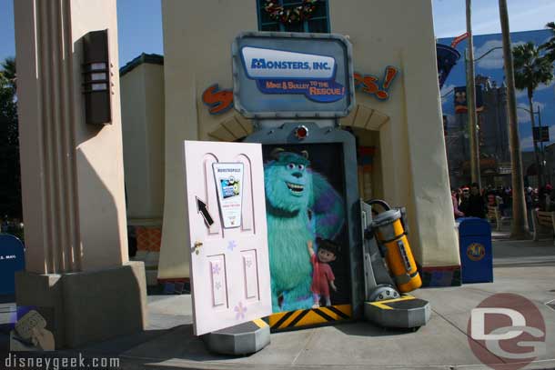 Here is a shot from 12/25/05 of the sign up for the preview of the attraction