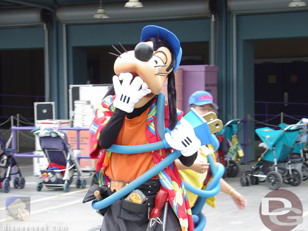 Goofy on the Hollywood Backlot at DCA (2004)