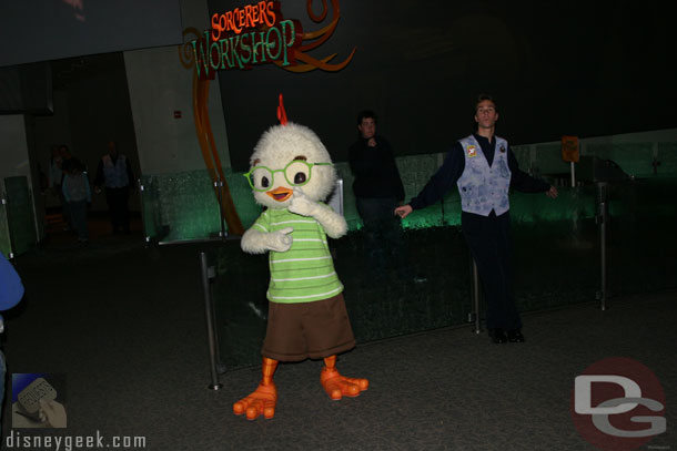 Chicken Little in the Animation Building @ DCA (1/2006)