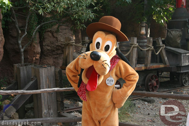 Pluto on the Big Thunder Trail (9/2006)