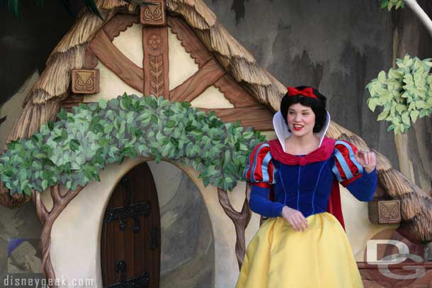 Snow White on the DCA Backlot