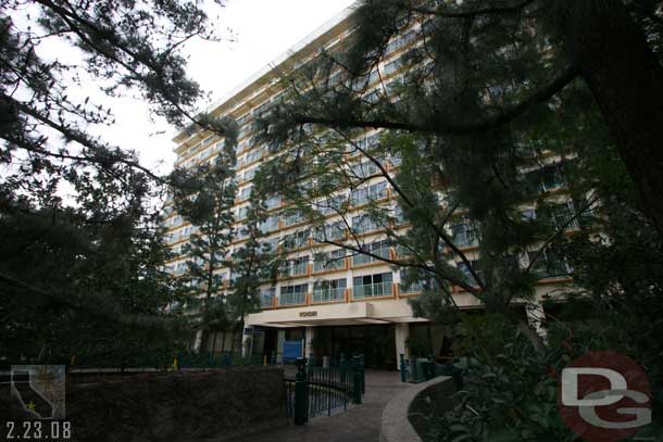 The trail now leads over the waterfalls and toward the Wonder Tower