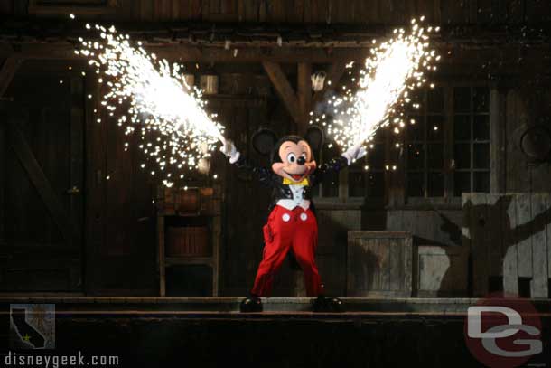 5/2006 - During the opening sequence of Fantasmic