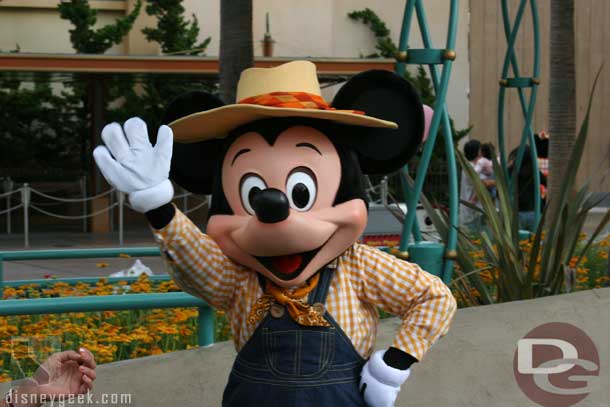 09/2007 - Farmer Mickey in Candy Corn Acres for the 2007 Halloween Time Celebration