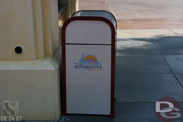 In 2007 spotted this trash can near the guest relations area, hopefully it is just a placeholder and they are not going to generic looking cans for the area.