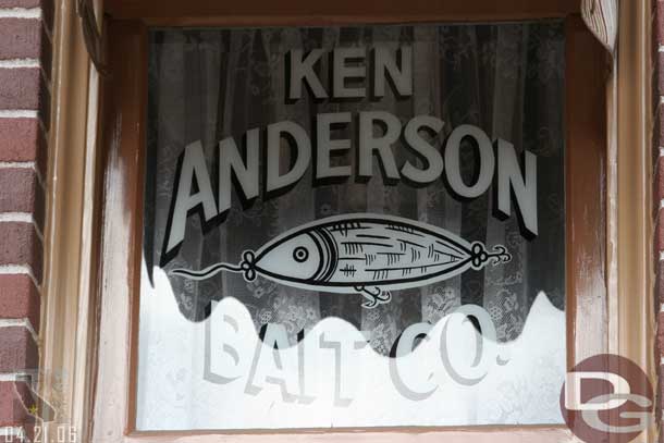 Location: Market House <BR>
Inscription: Ken Anderson - Bait Co.<BR>
Information:  Ken Anderson - WED artist, painted many of the Fantasyland dark rides