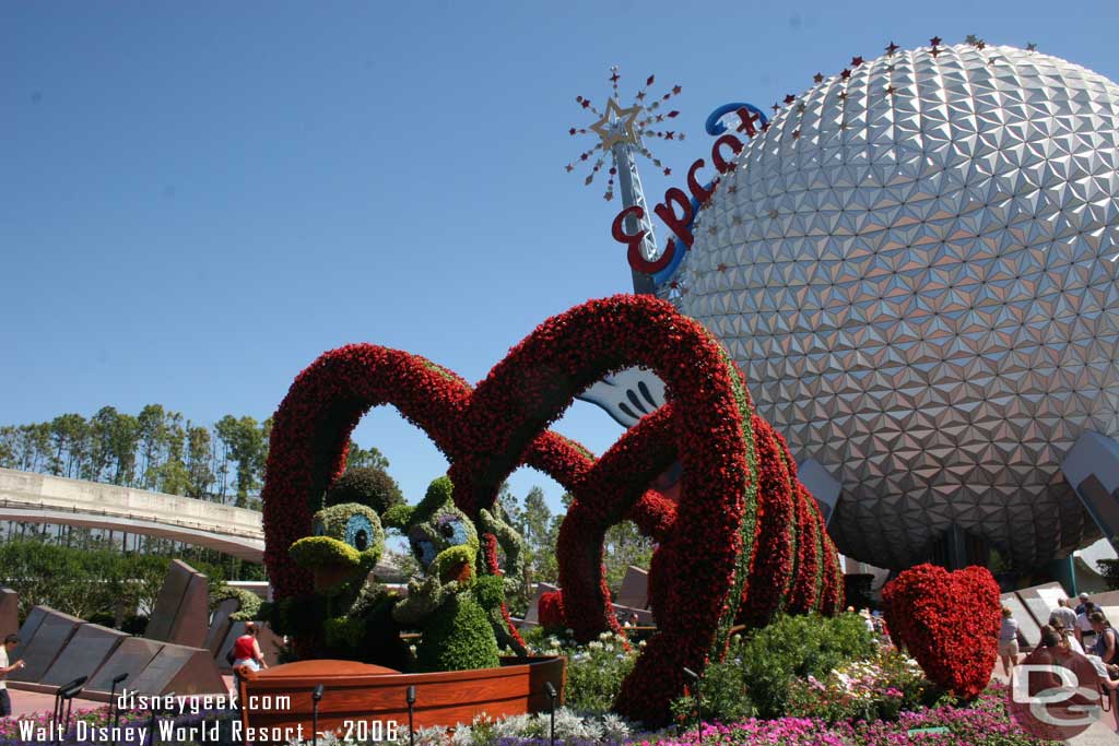 Epcot Flower & Garden - Entrance Topiaries