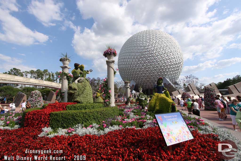 Epcot Flower & Garden - Entrance Topiaries