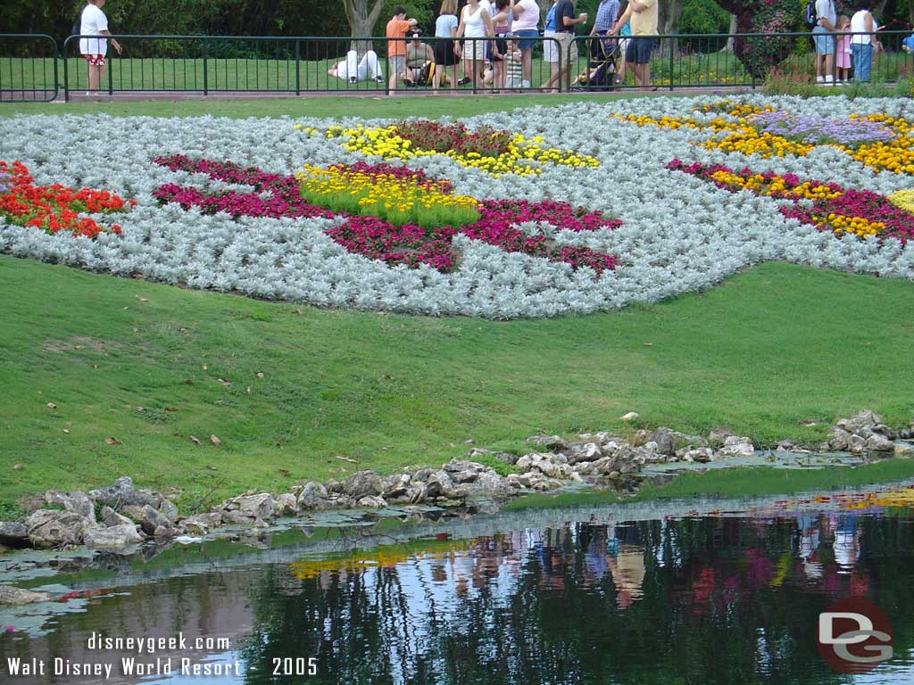 Epcot Flower & Garden - Flowerbeds