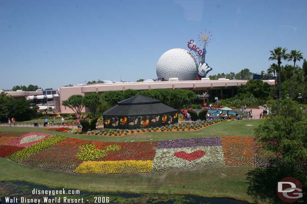 Epcot Flower & Garden - Flowerbeds