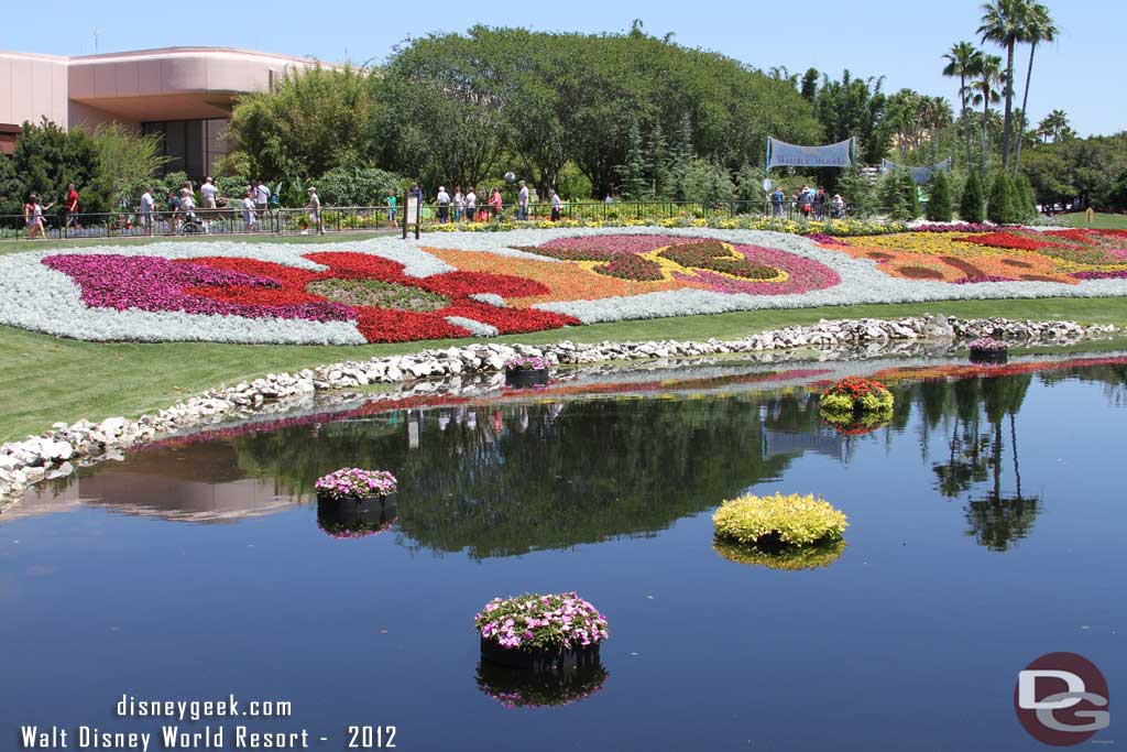 Epcot Flower & Garden - Flowerbeds