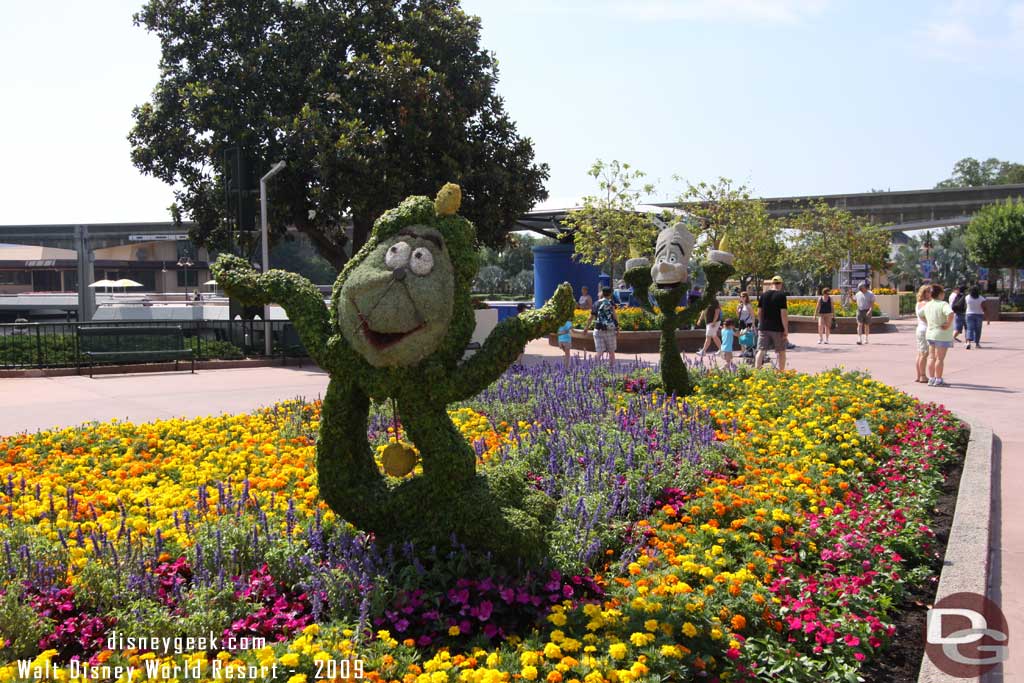 Epcot Flower & Garden - Beauty & the Beast