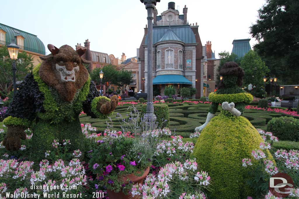 In 2011 the group moved across the walkway into the garden area in France.