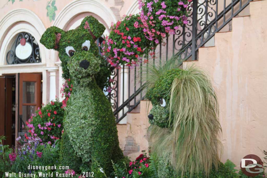 Epcot Flower & Garden - Lady & the Tramp