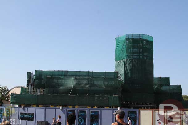 07.23.11 - Hard to tell the progress on the Carthay now.