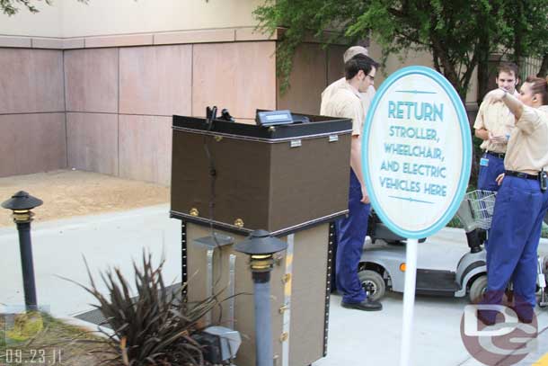 09.23.11 - The stroller kiosk I mentioned earlier