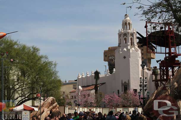 03.27.12 - The Carthay roof looks complete.