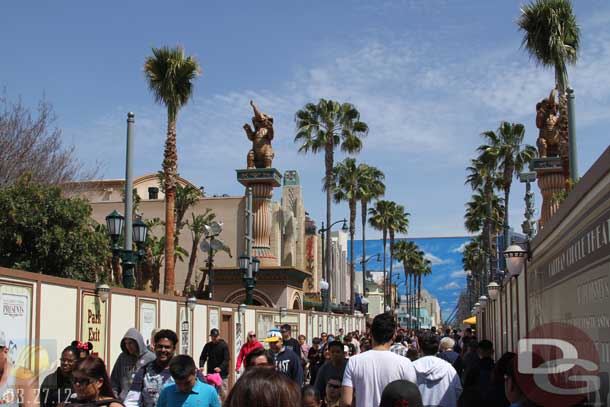 03.27.12 - All the ElecTRONica gear that crossed the Hollywood Blvd is now gone so you get a great view down the street.