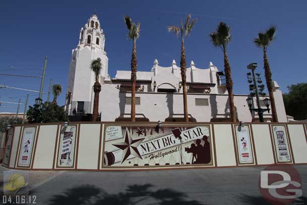04.06.12 - A nice wide shot of the Carthay from across the street.