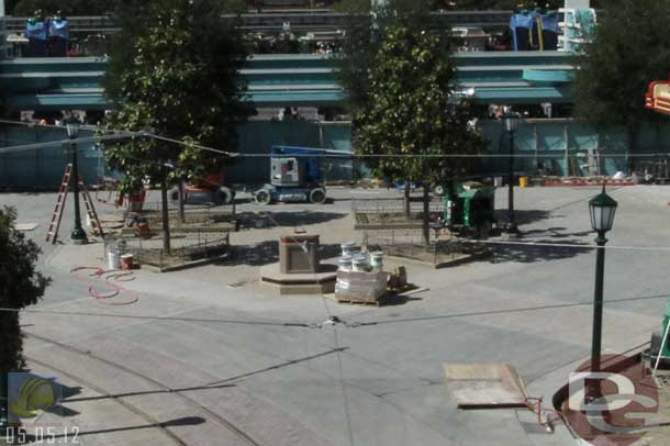 05.05.12 - A majority of the concrete is now done.  Looks like the sidewalks are all that is left.