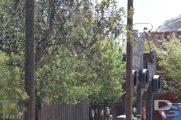 04.14.12 - Some rims on the far fence but the arrow is still gone from the near side.