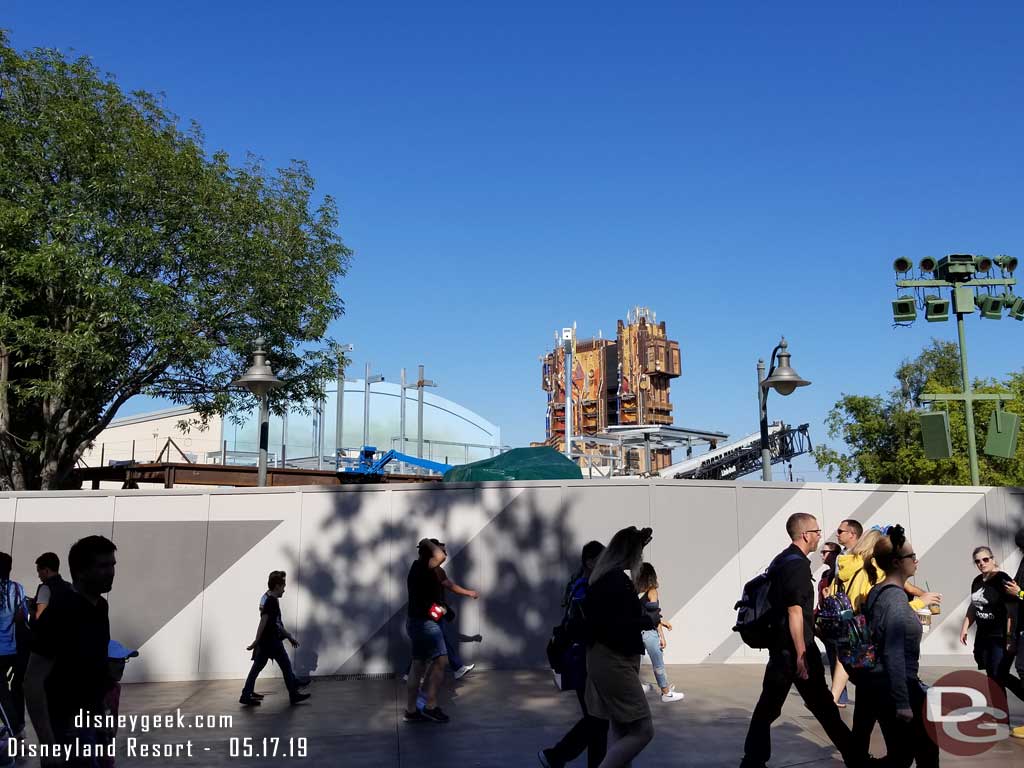 05.17.19 - More steel for the facade of the Spider Man and other buildings in the new Marvel area rising up above the walls.