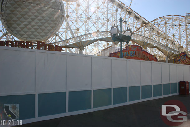 10.20.06 - It runs all the way from the restrooms near Screamin down to the start of the midway games