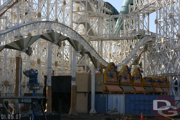 01.05.07 - Here you can see how the ground and buildings are cleared all the way up to the midway games