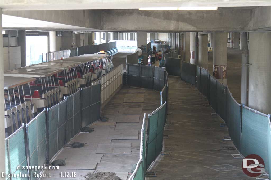 01.12.18 - Work continues on the Chip and Dale level, on the left the curent tram route, on the right preparations for the new one.  In the middle a temporary walkway.