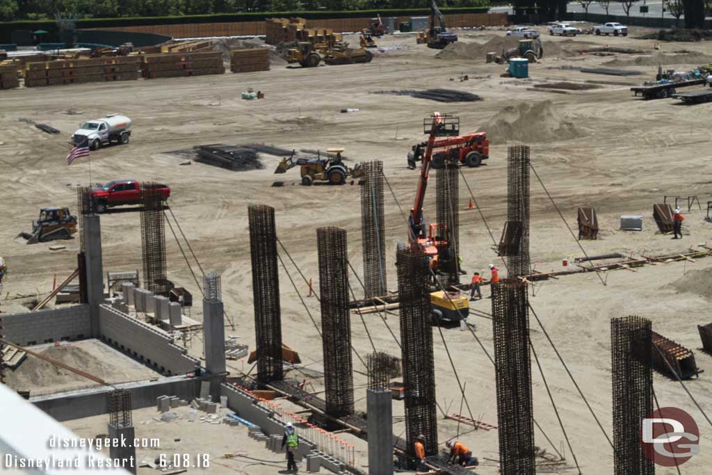 06.08.18 - Support columns going up to the right.