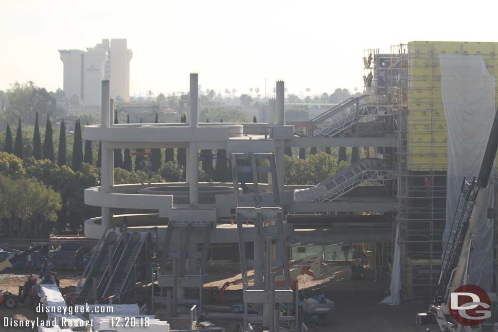 12.20.18 - A closer look at the escalator structure