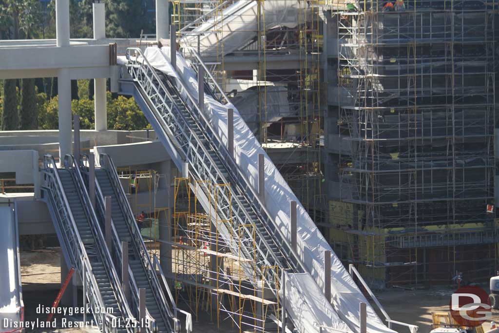 01.25.19 - 5th floor escalators