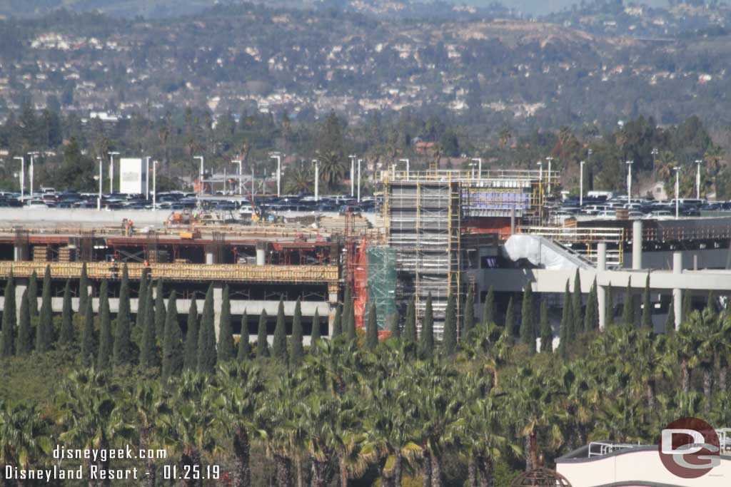 01.25.19 - Panning to the left you can see forms up on the 5th floor and support columns for the 6th floor in the nearest section.  