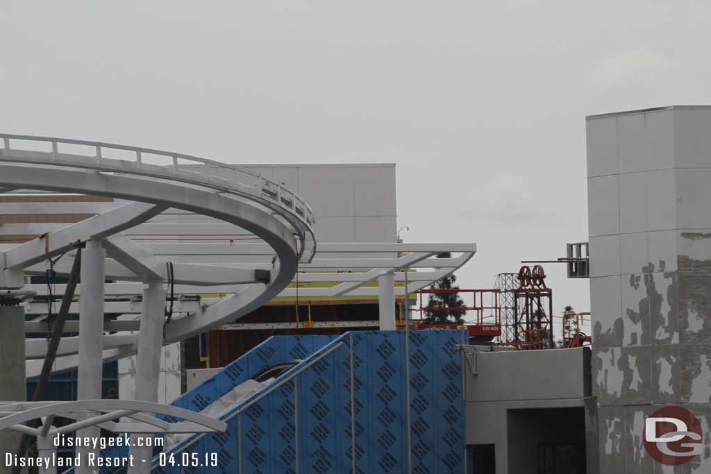 04.05.19 - The steel for the cover over the 6th floor escalator is in place too.