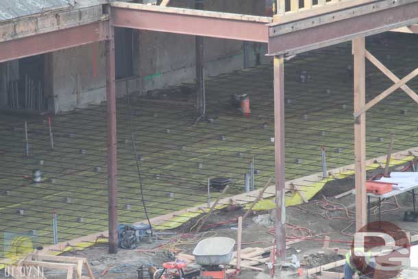 01.07.11 - Looks like they are just about ready to pour the floor inside.