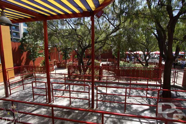 07.02.11 - Looking down at the extended queue area which was not in use today