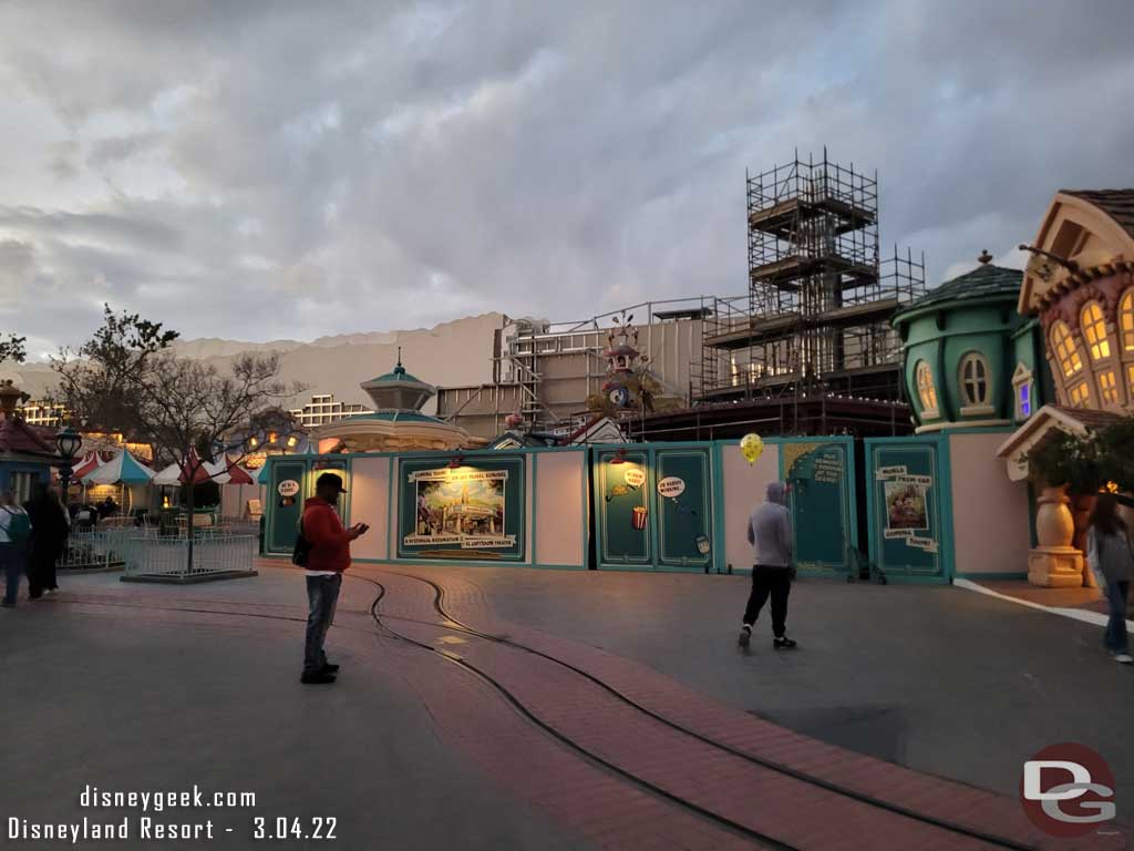 3.04.22 - As the sun was setting I paid a final visit to Toontown for the year.
