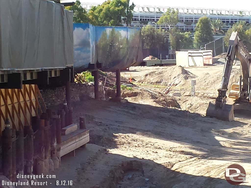 8.12.16 - It will be interesting to see how the walkway comes through here, assuming this is the connection point.  Wonder if they will redo/remove the stairs that lead down and make it a ramp.  Or if a new walkway will be out in the river areamore.