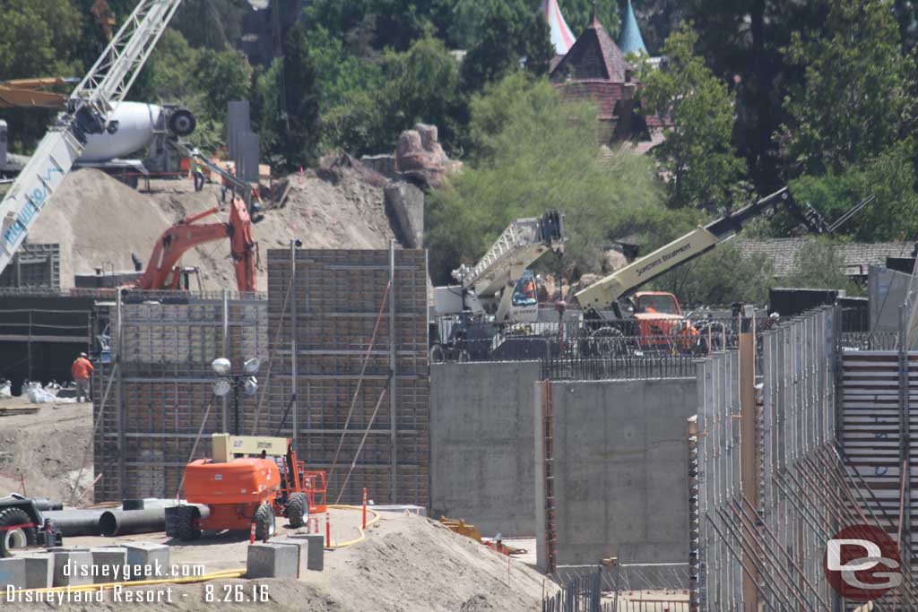 8.26.16 - A closer look at the structures in the middle of the site.