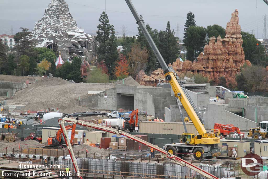 12.16.16 - The tunnel on the right is the one to Frontierland.