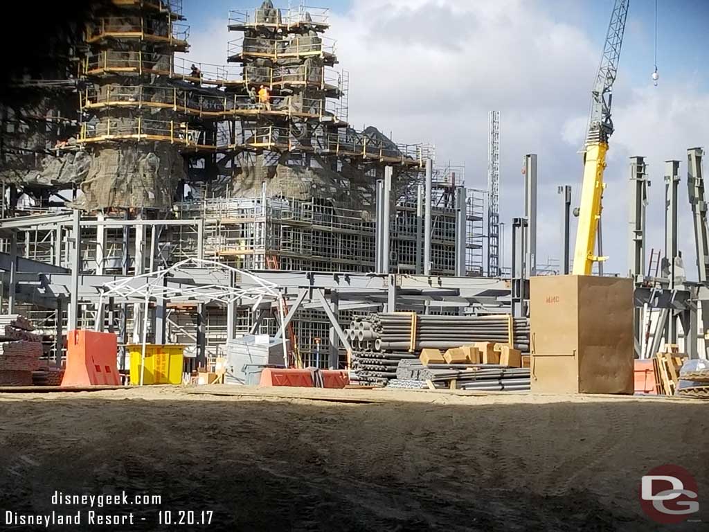 10.20.17 - Through some cracks/gaps in the fence at the entrance from the Big Thunder Trail you can see more steel for the buildings in the village area starting to rise.