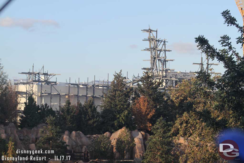 11.17.17 - The steel supports awaiting wire mesh on the park side of the Battle Escape Building.