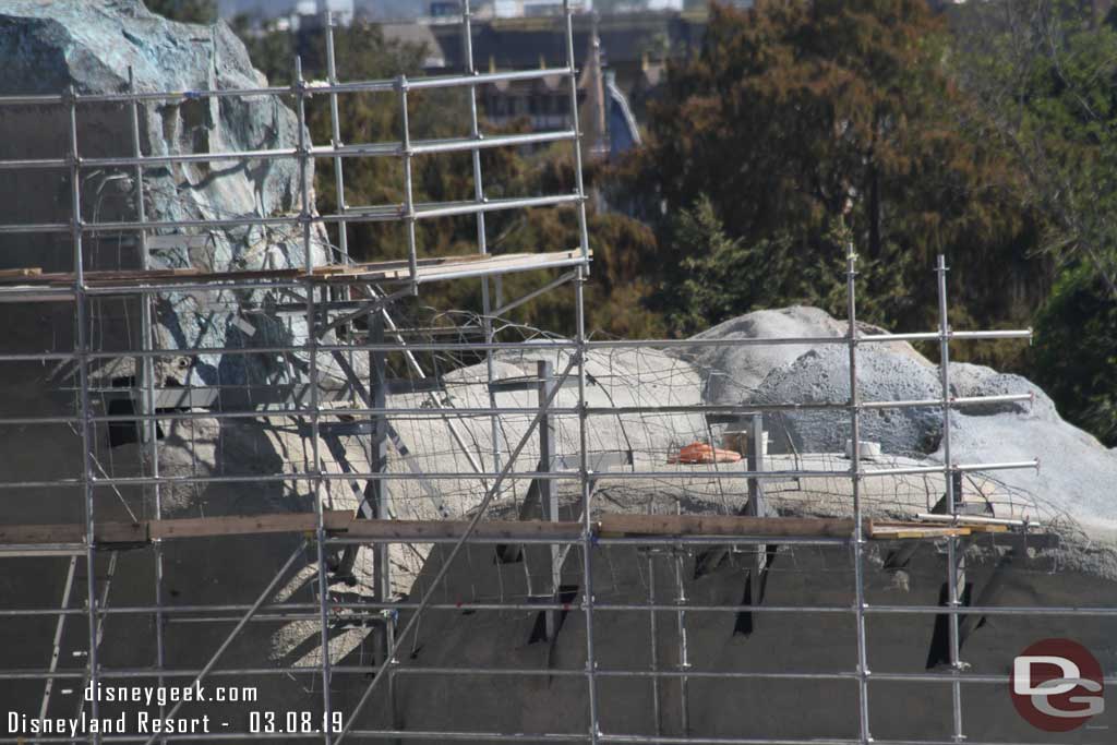 03.08.19 - The wiremesh does not look drastically difference from last visit.