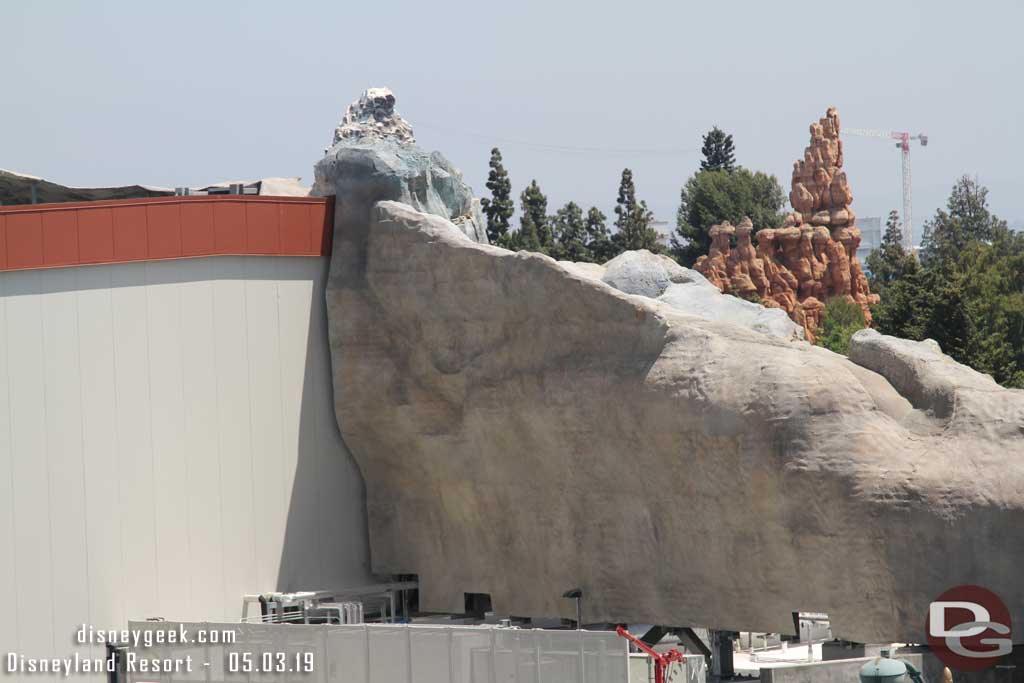 05.03.19 - Panning across the site all looks done from this angle.